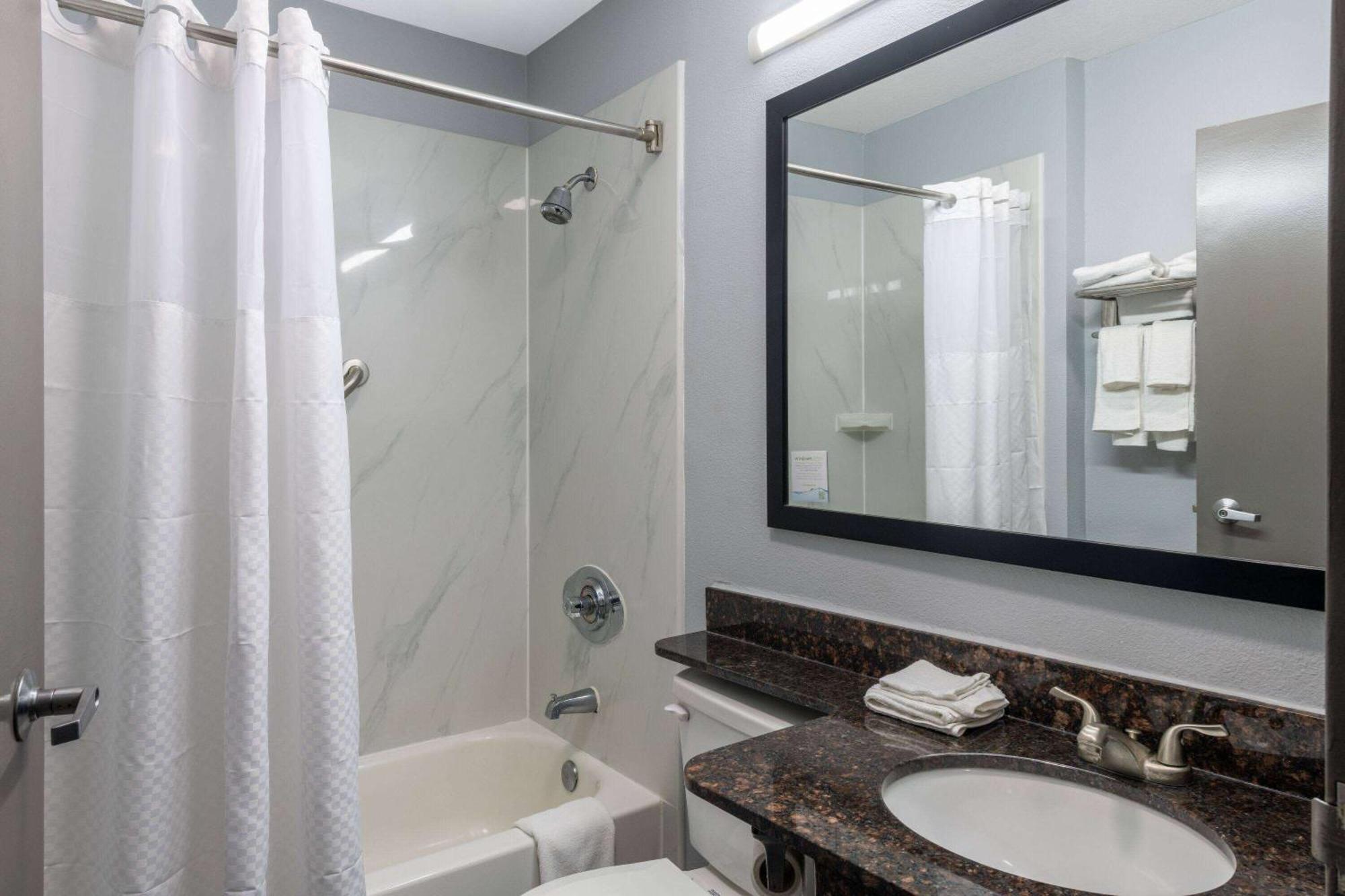 Microtel Inn By Wyndham Spartanburg Duncan Extérieur photo